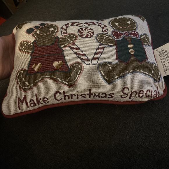 Tapestry Gingerbread Boy Girl Friends Make Christmas Special Throw Pillow 12 x 8 - Picture 2 of 7